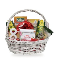 Sunny 8th of March – alcohol-free basket with Raffaello and juices