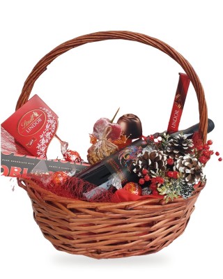 Вишнева Коледа – коледна кошница с вино, Cherry Queen и Godiva