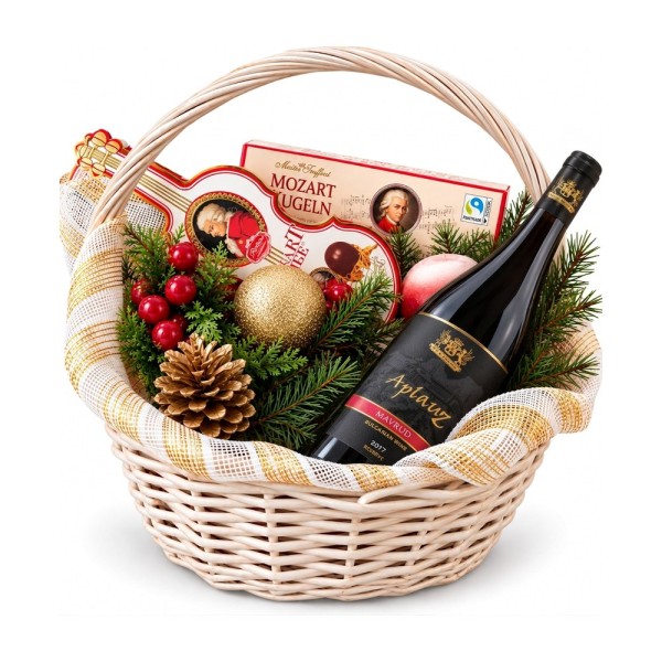 Christmas with Mozart – basket with Mavrud and Mozart chocolates