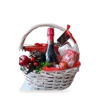 For the Teacher – Christmas basket with J.P. Chenet, a mug and Lindt