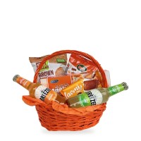 Orange Mood – basket with Breezer, crisps and wafers