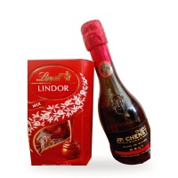 Bubbles & Lindor – gift bag with J.P. Chenet Brut and Lindor