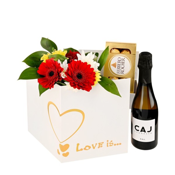Love is… – кутия с цветя, Prosecco и Ferrero Rocher