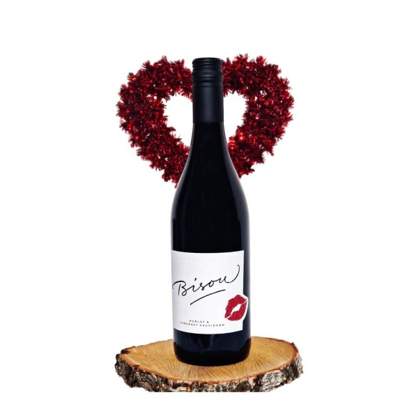 Bisou – вино Merlot & Cabernet със сърце на дървена основа