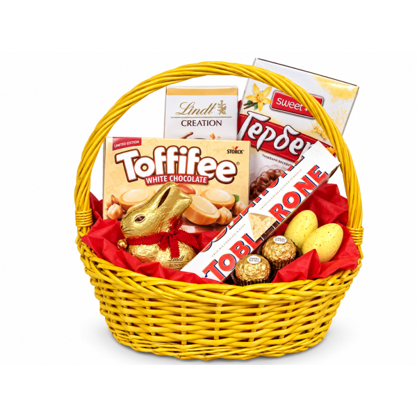Златното зайче – великденска кошница с Lindt Gold Bunny и Toffifee